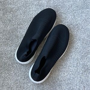 Black sock shoe like-new condition